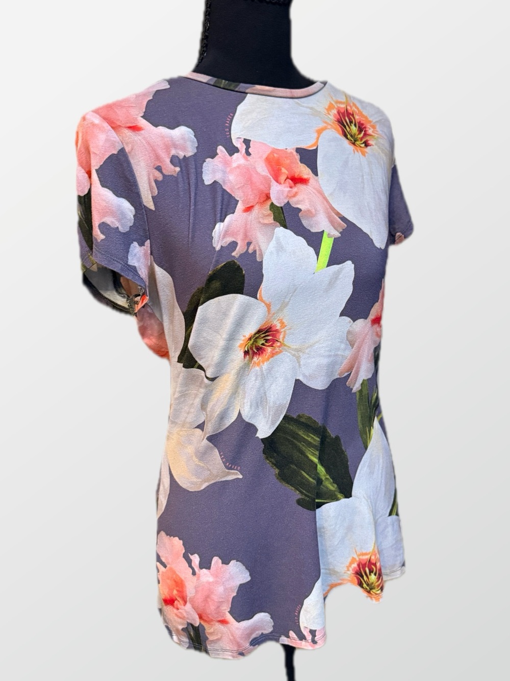 Ted Baker Chatsworth Bloom floral short-sleeve tee Size 3